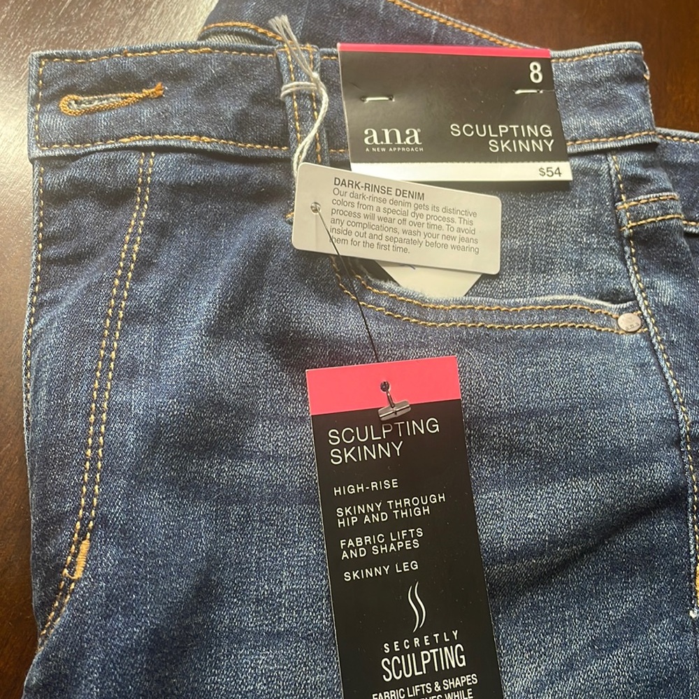 Sculpting Skinny Jeans